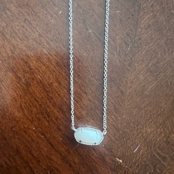 Kendra Scott Jewelry - Kendra Scott Silver Necklace with White Pendant